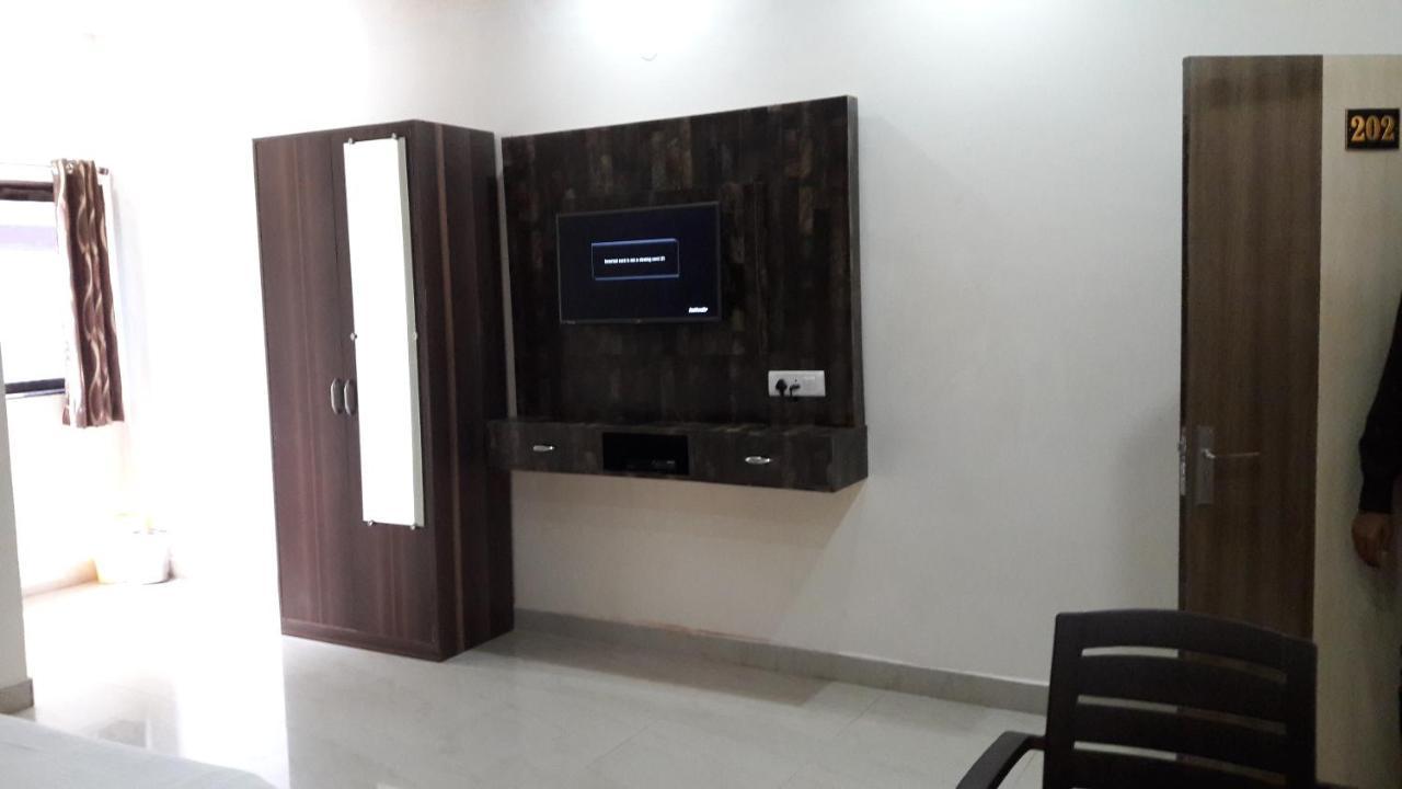 The Bagga Inn Jabalpur Exterior foto