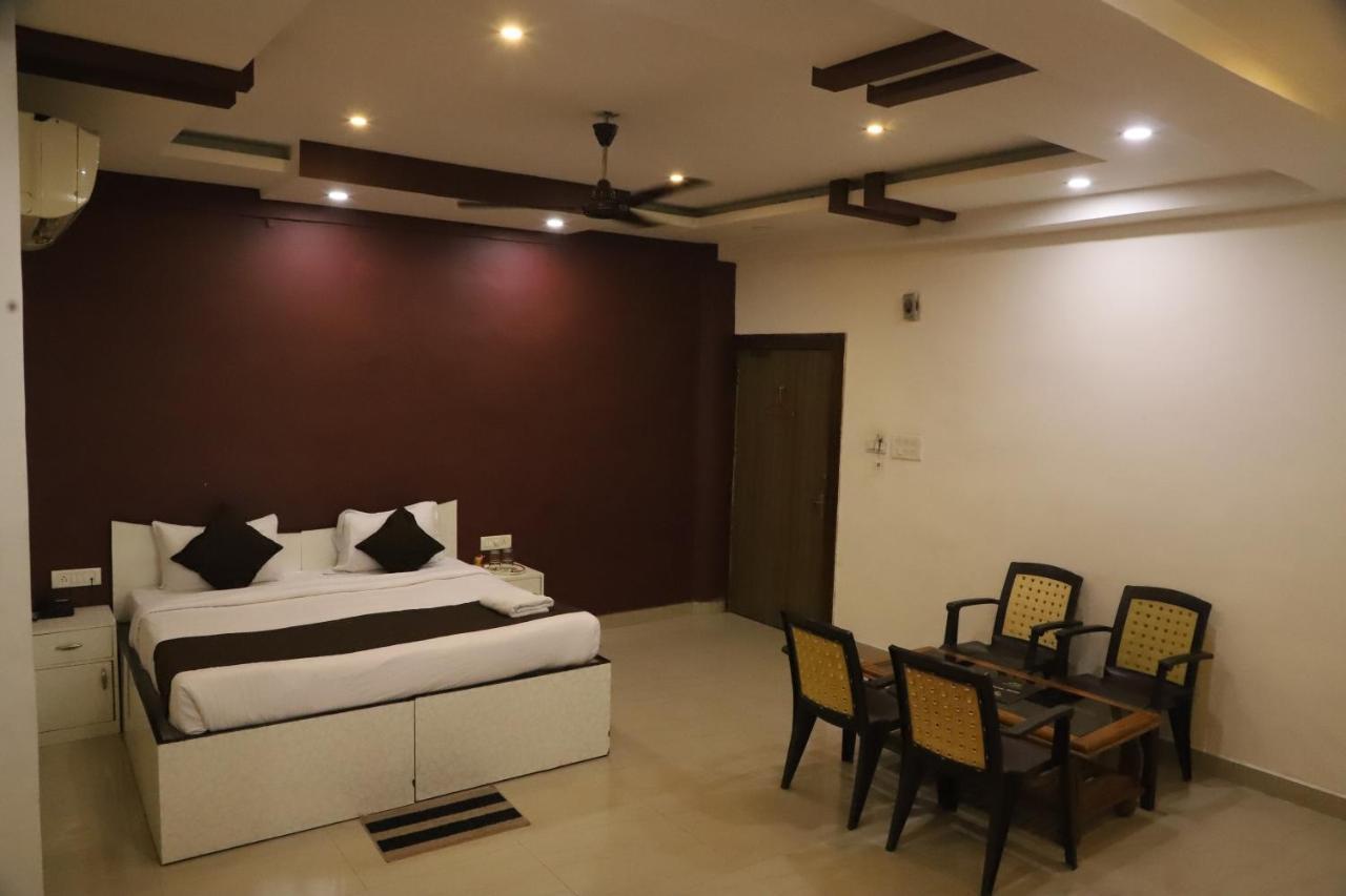 The Bagga Inn Jabalpur Exterior foto